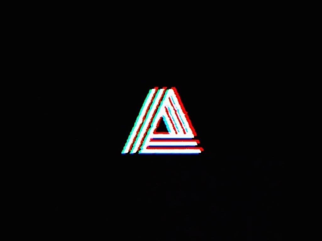 glitched logo tuto