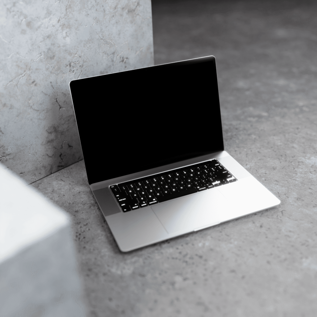 Free macbook mockup